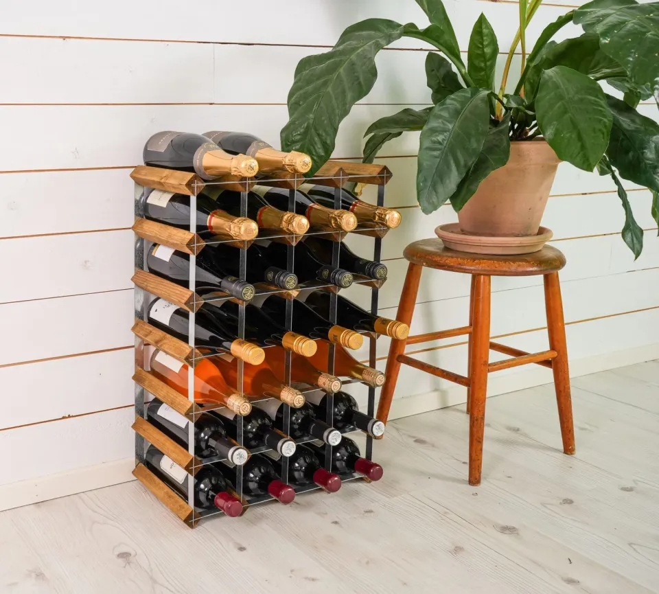 VinoSupremo Traditionel 30 flasker vinreol lys eg færdigsamlet