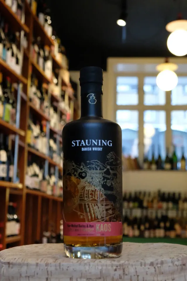Stauning KAOS whisky Danmark blend røg
